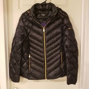 Bebe womens puffer jacket